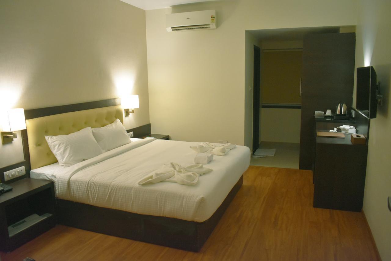 Hotel Grand Arcadia Tiruchirappalli Exteriér fotografie